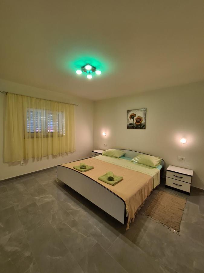Apartments Kresan Sukošan Kültér fotó