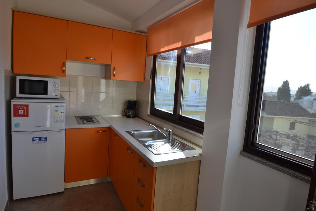 Apartments Kresan Sukošan Kültér fotó