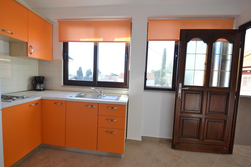 Apartments Kresan Sukošan Kültér fotó